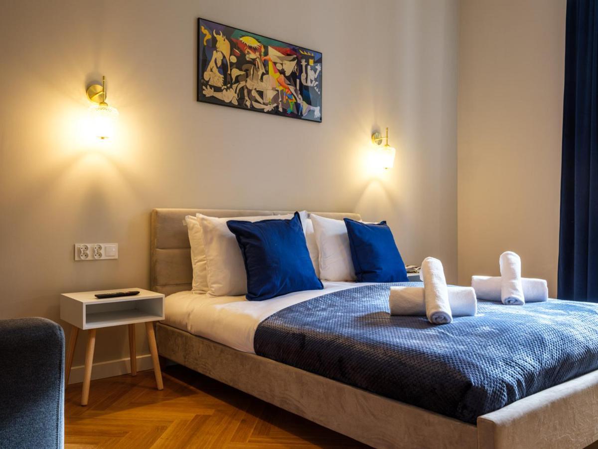 كراكوفيا Tyzenhauz Suites Topolowa المظهر الخارجي الصورة